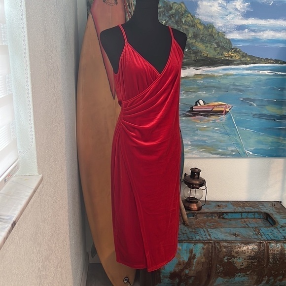 ♥️Shein Curve,1X Plus, Wrap Hem Glitter Cami Dress, Excellent Condition, FIRE!!! - Picture 9 of 15